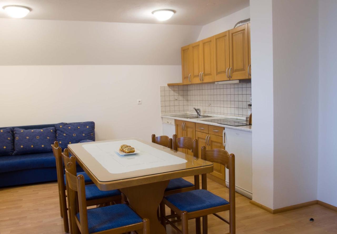 Apartments Pri Marjetki Cerkno Εξωτερικό φωτογραφία