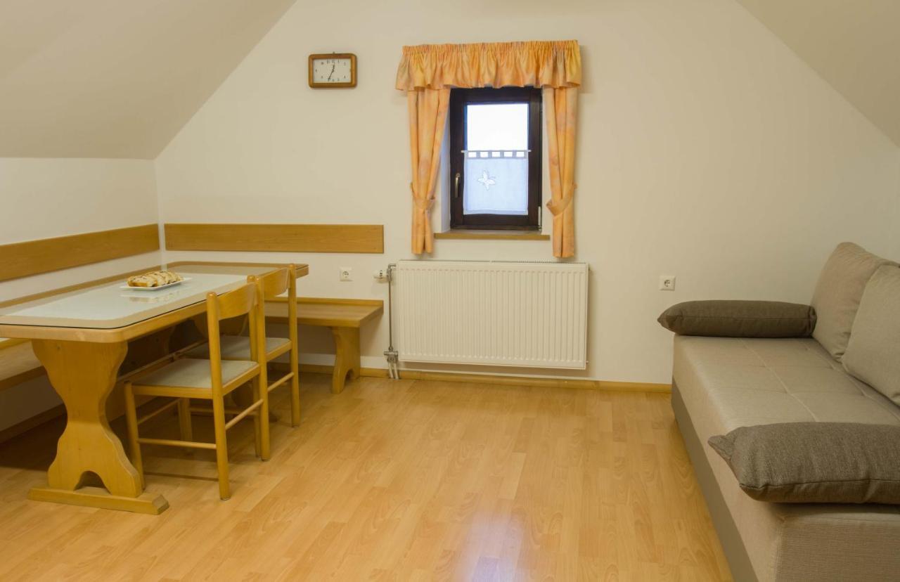 Apartments Pri Marjetki Cerkno Εξωτερικό φωτογραφία